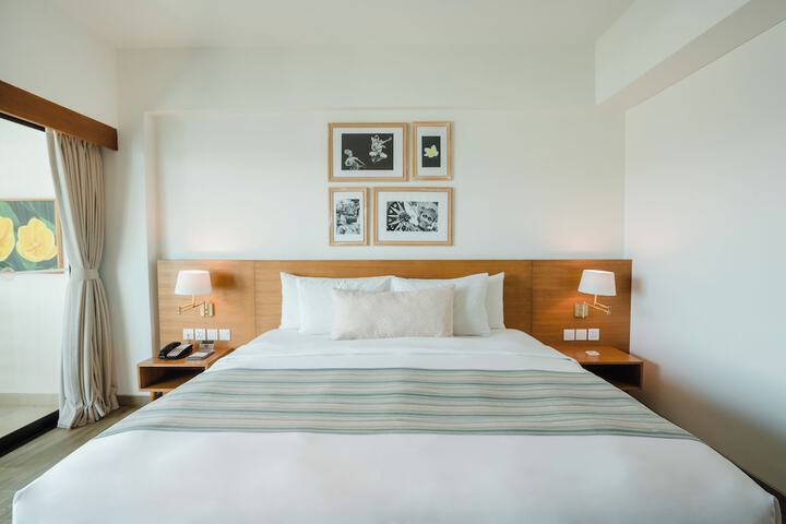Room 14 of 97
