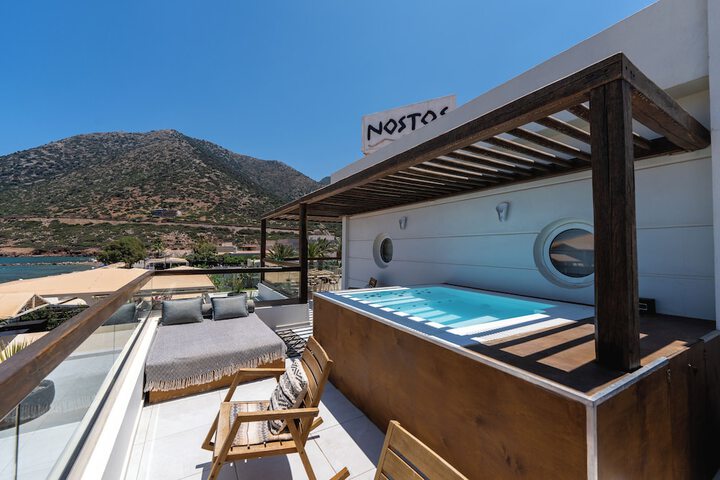 Hot Tub 47 of 102
