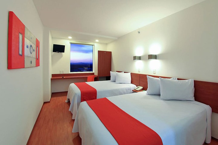 Room 6 of 49