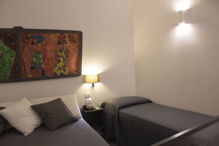 Room 9 of 113