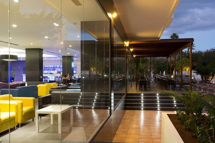 Hotel Lobby