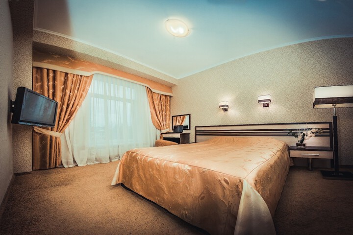 Room 32 of 81