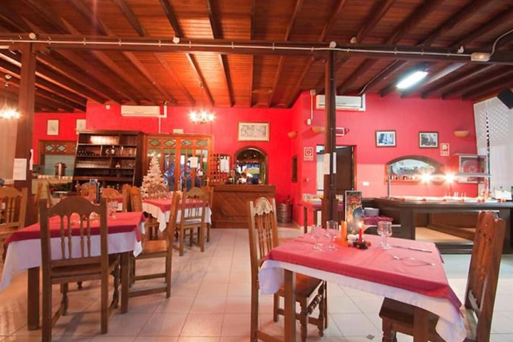 Dining Photos