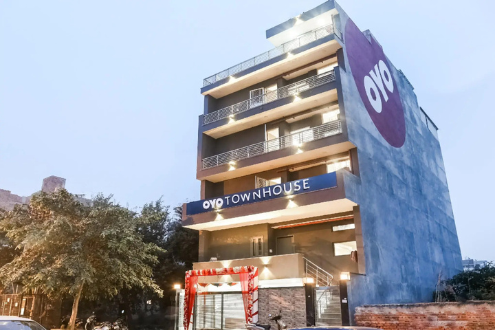 Hotel O Super Townhouse Rohini Sector 23