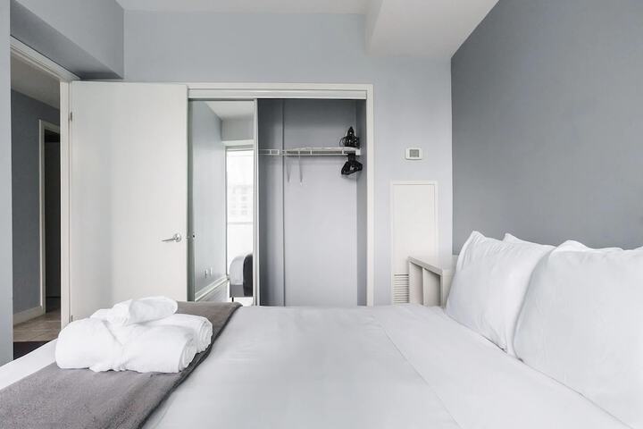 Room 150 of 931