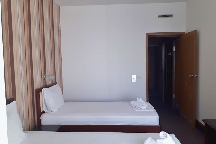 Room 21 of 63