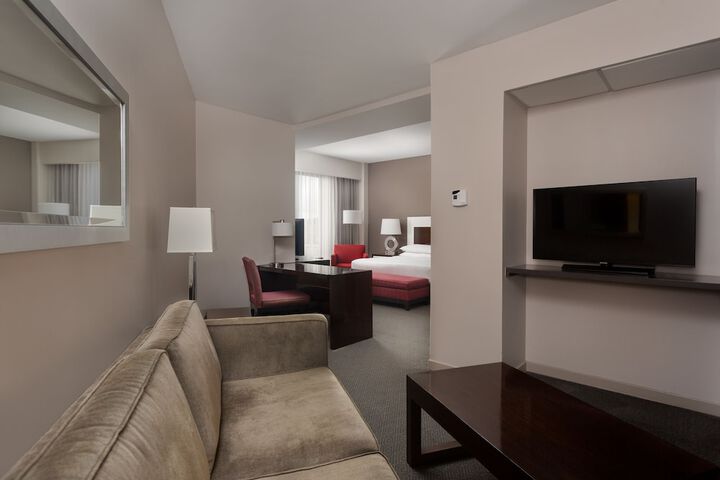 Room 13 of 89