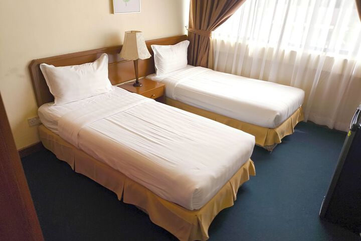 Room 10 of 41
