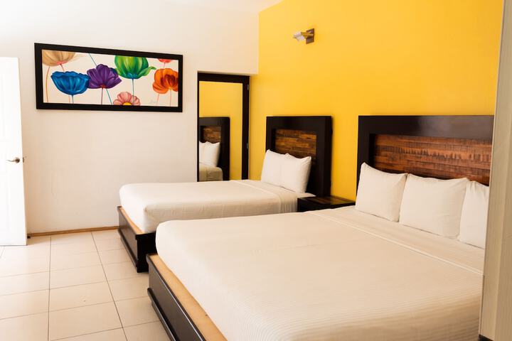 Room 4 of 34