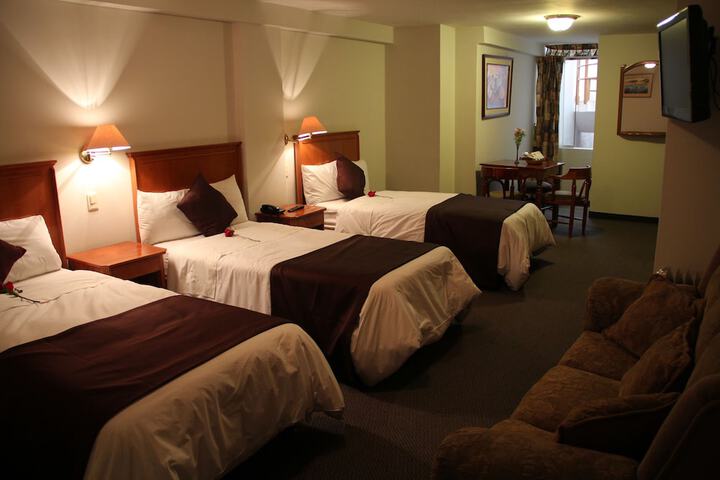 Room 13 of 81