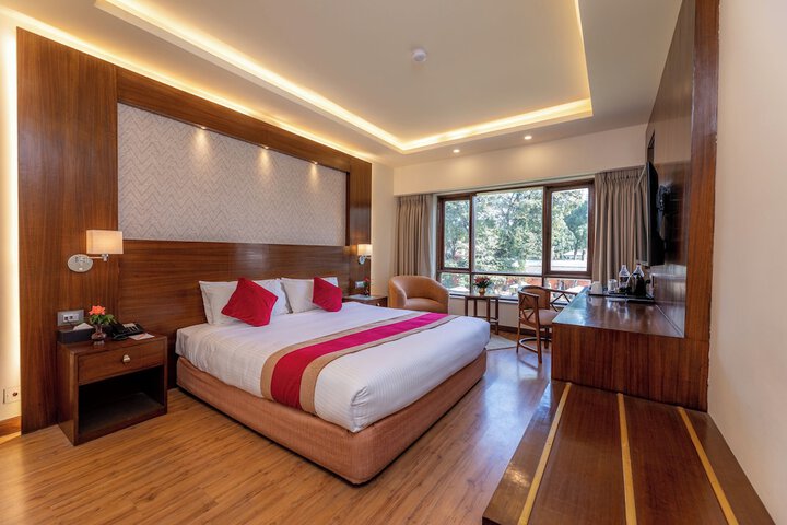 Room 32 of 191