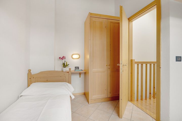 Room 20 of 116