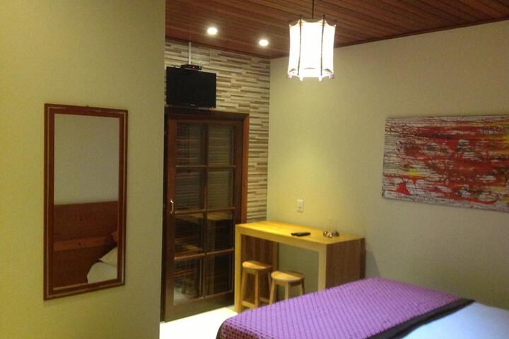 Room 11 of 44