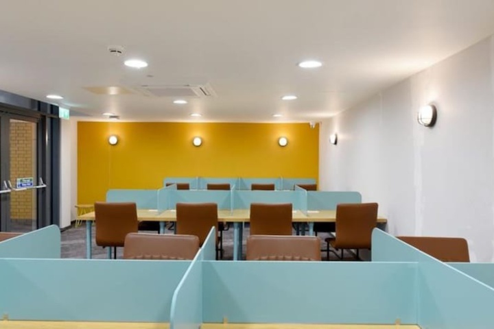 Room 10 of 13