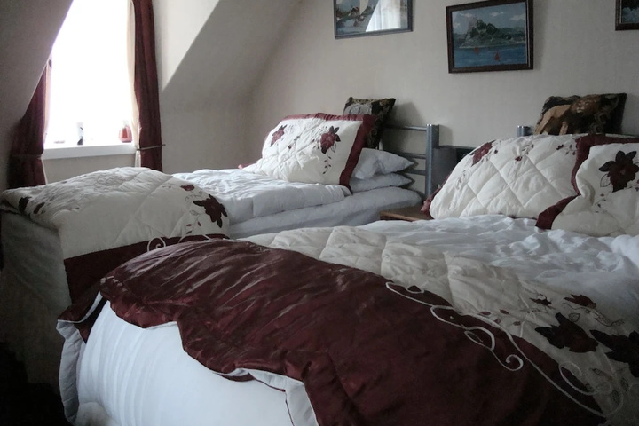 Room 3 of 19
