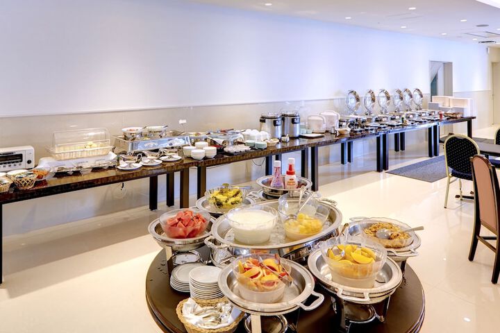 Breakfast/Coffee Service 22 of 43