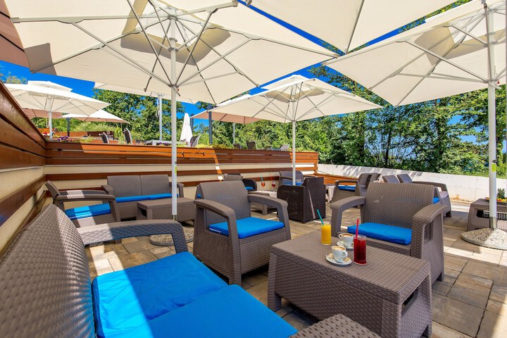 Terrace/Patio 127 of 134