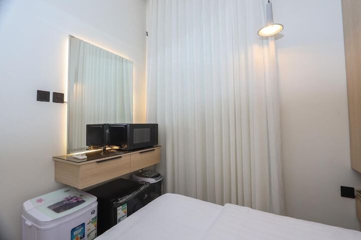 Room 19 of 64