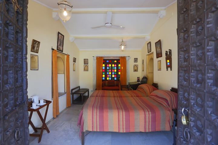 Room 30 of 140