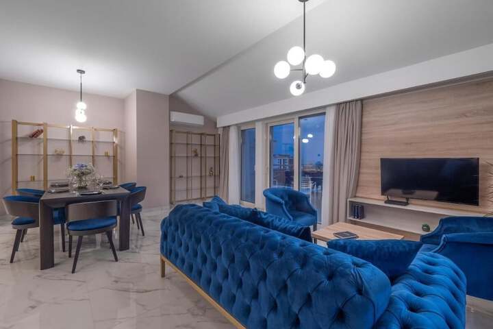 Room 21 of 56