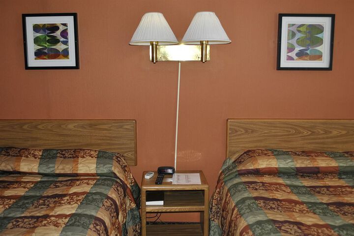 Room 15 of 29