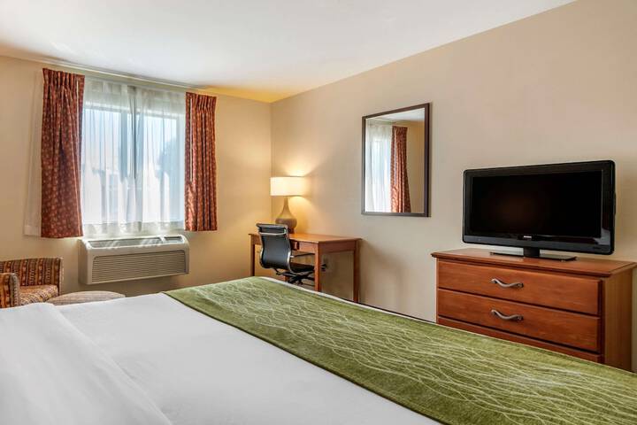 Room 9 of 26