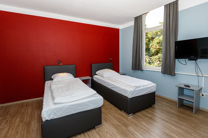 Room 9 of 54