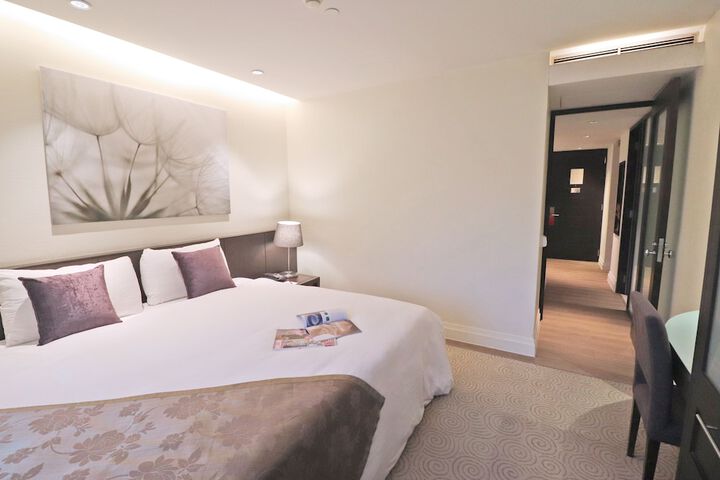 Room 13 of 131
