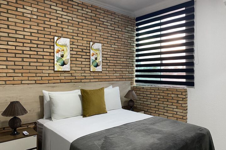 Room 13 of 15