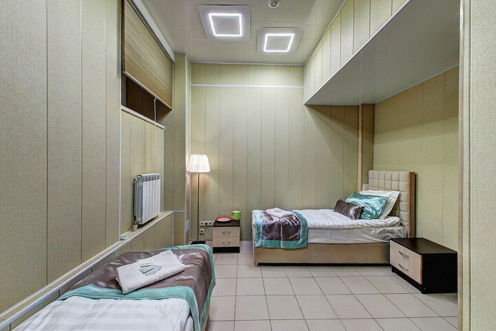 Room 10 of 52