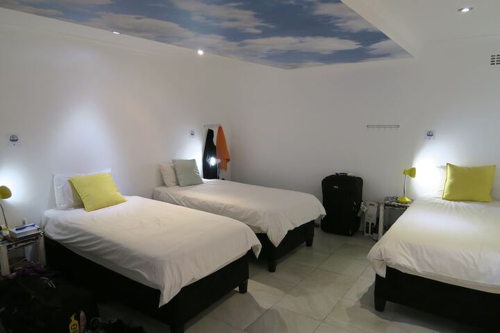 Room 18 of 113
