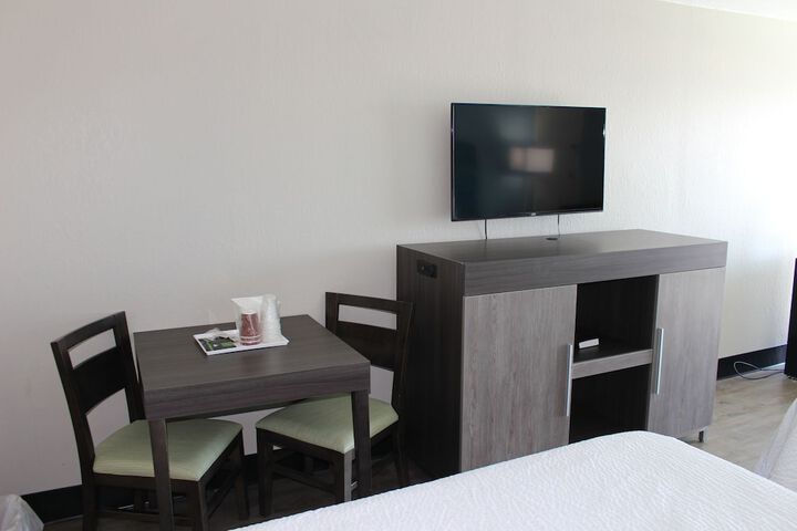 Room 48 of 74