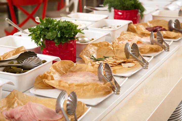 Dining 114 of 219