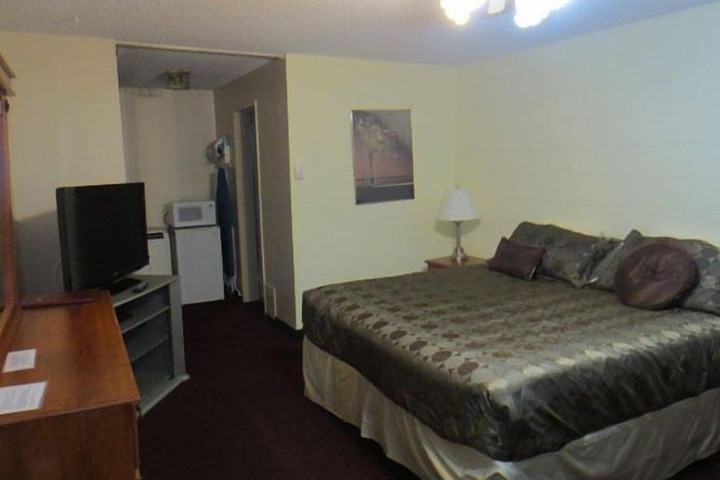 Room 21 of 29