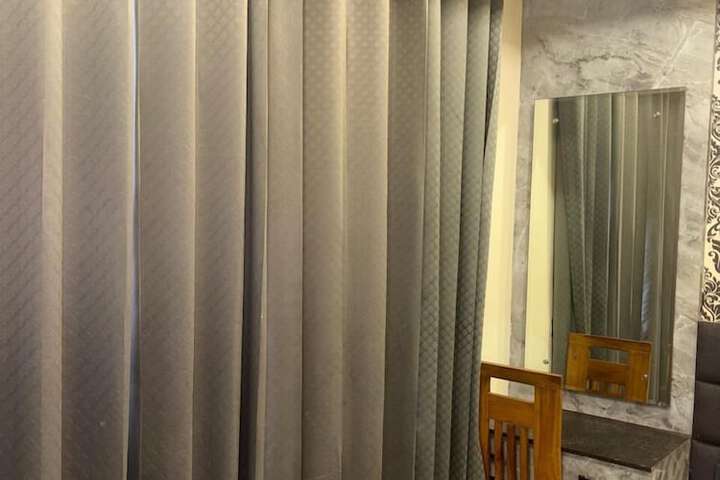 Room 33 of 63