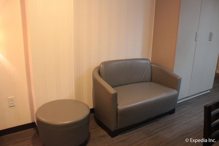 Room 26 of 62