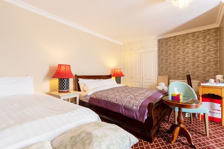Room 16 of 35