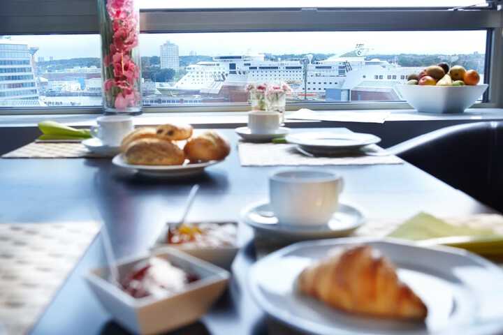 Dining Photos