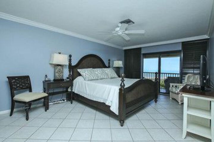 Room 30 of 63