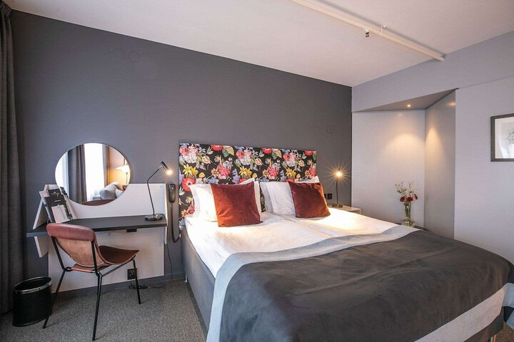 Room 29 of 60