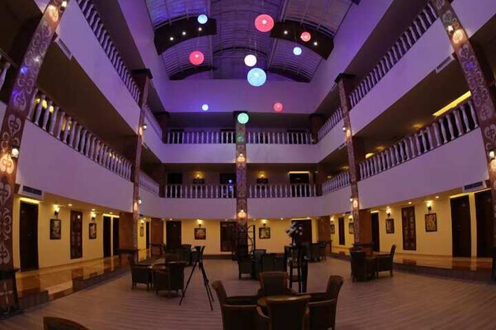 Ballroom/Hall 70 of 87