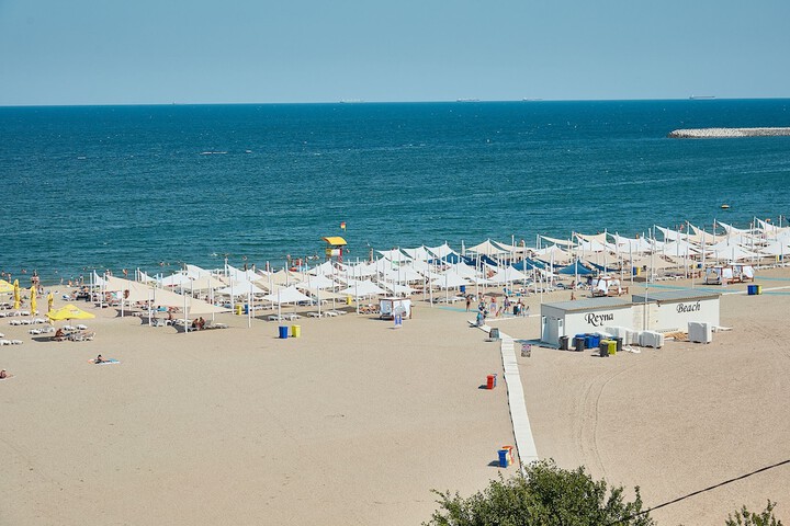 Beach 222 of 230