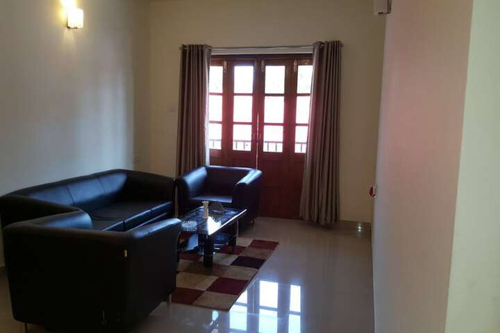 Room 3 of 7
