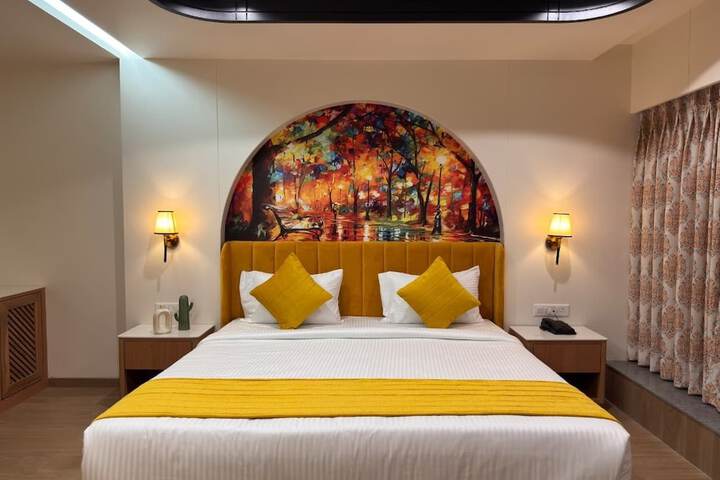 Room 15 of 121