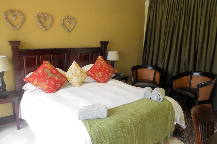 Room 2 of 2
