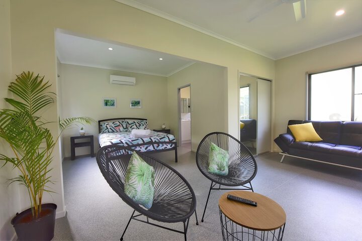 Room 5 of 37