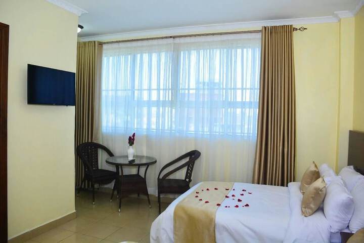 Room 7 of 40
