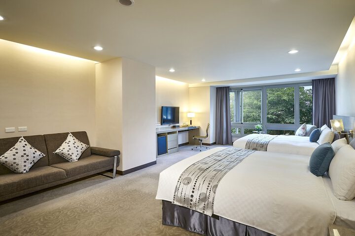 Room 47 of 79