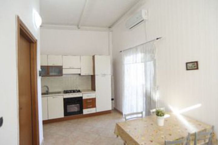 Room 16 of 22
