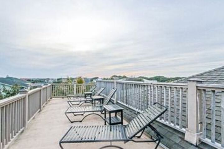 Sundeck 69 of 71